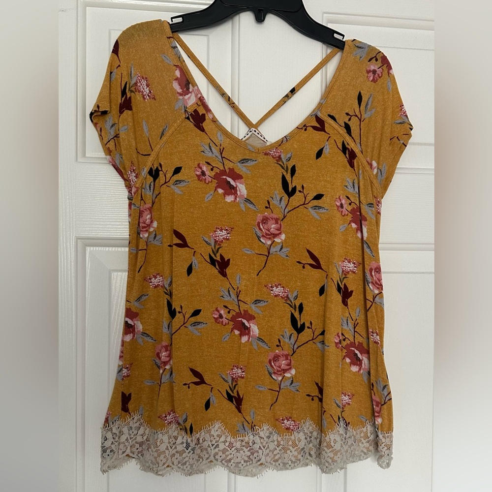xs jolt yellow soft tee with lace